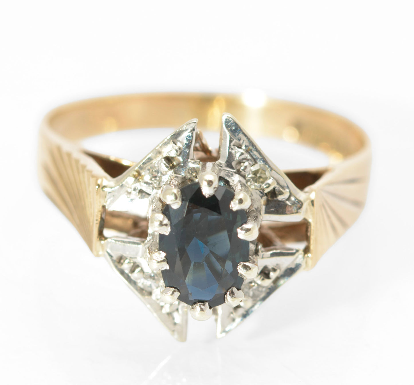 Vintage 9ct Gold Natural Sapphire & Diamond Shield Head Ring 1970's Size L1/2 (C2796)
