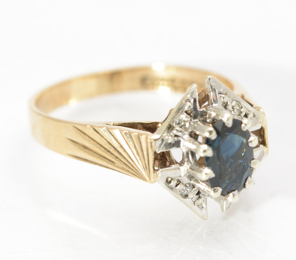Vintage 9ct Gold Natural Sapphire & Diamond Shield Head Ring 1970's UK Size L1/2 (C2796)