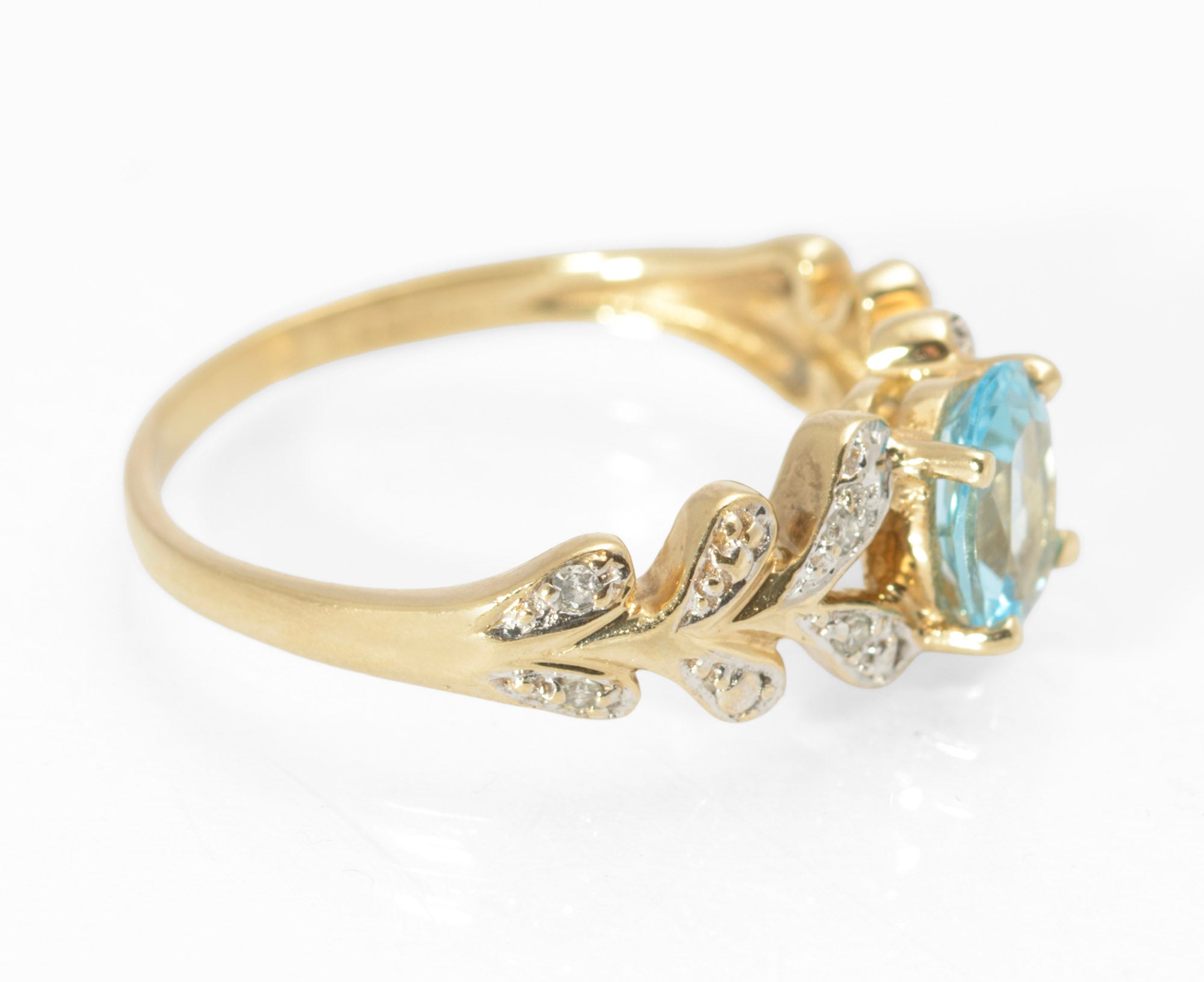 9ct Gold Natural Sky Blue Topaz & Diamond Water Drop Shoulders Ring Size M1/2 (C2797)