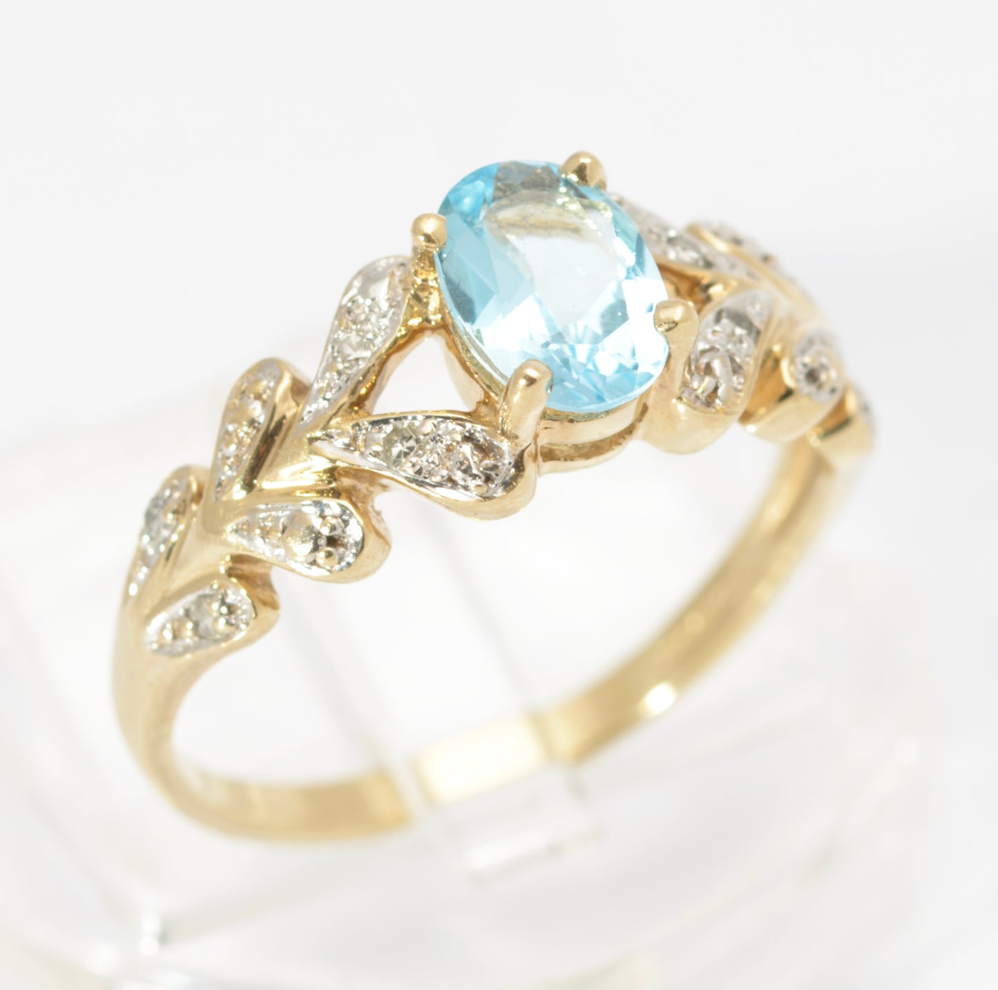 9ct Gold Natural Sky Blue Topaz & Diamond Water Drop Shoulders Ring Size M1/2 (C2797)