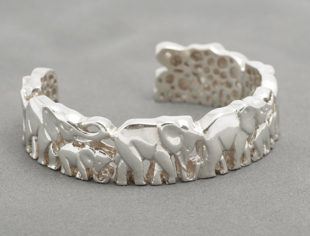 Suarti Sterling Silver Heavy & Chunky Elephant Cuff Bangle Hallmarked 2003 (C2811)
