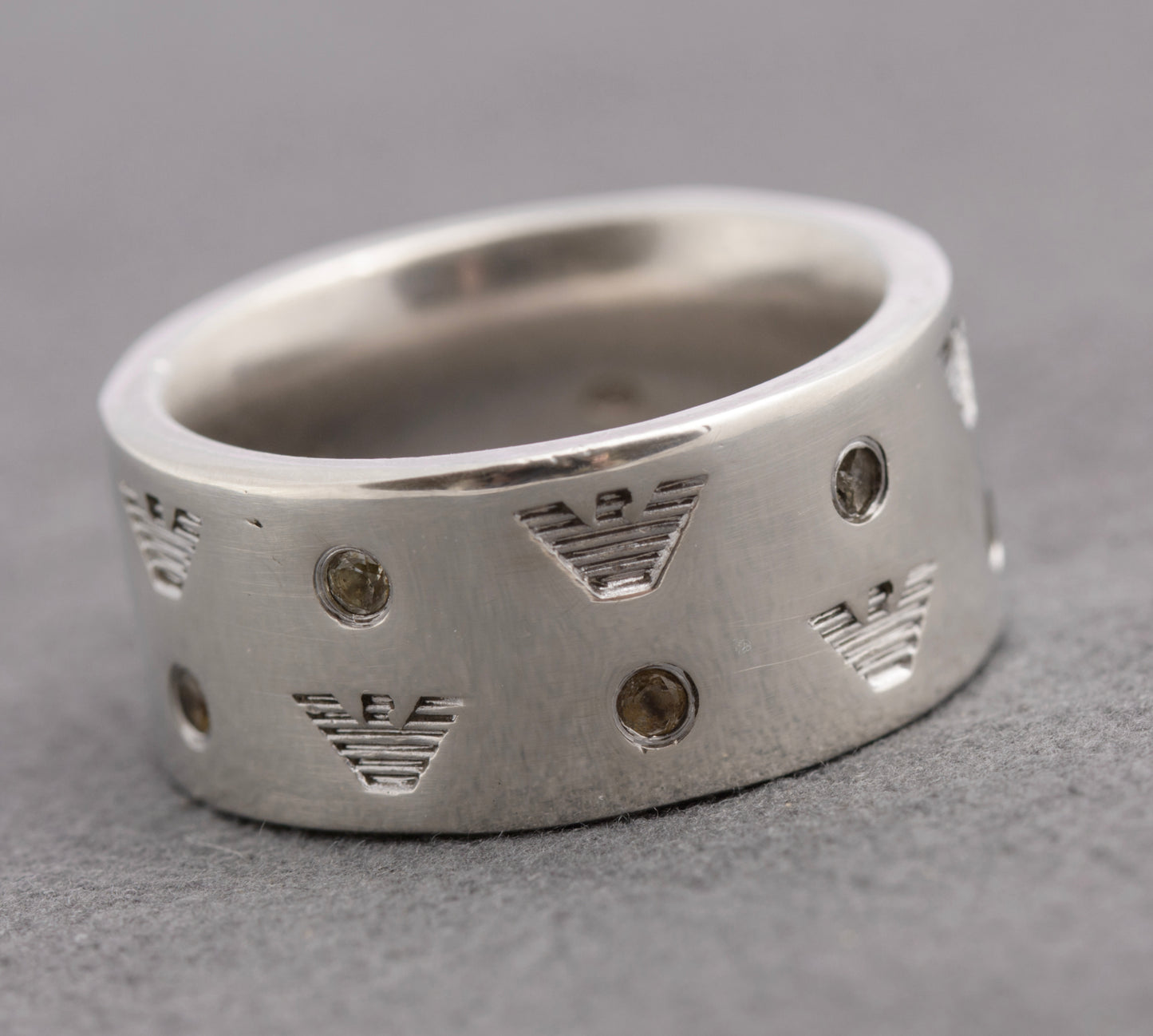 Vintage Emporio Armani Sterling Silver Eagle Head Logo Band Ring With Gems (C2825)