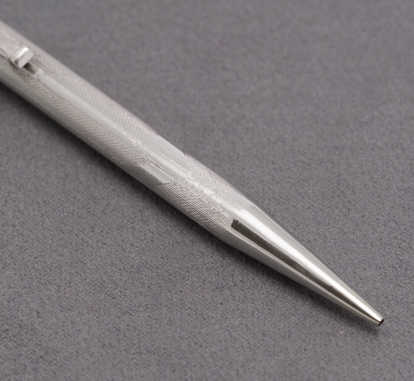 Vintage Yard-O-Led Art Deco Rhodium Plated Propelling Pencil - Engine Turned (C2832)