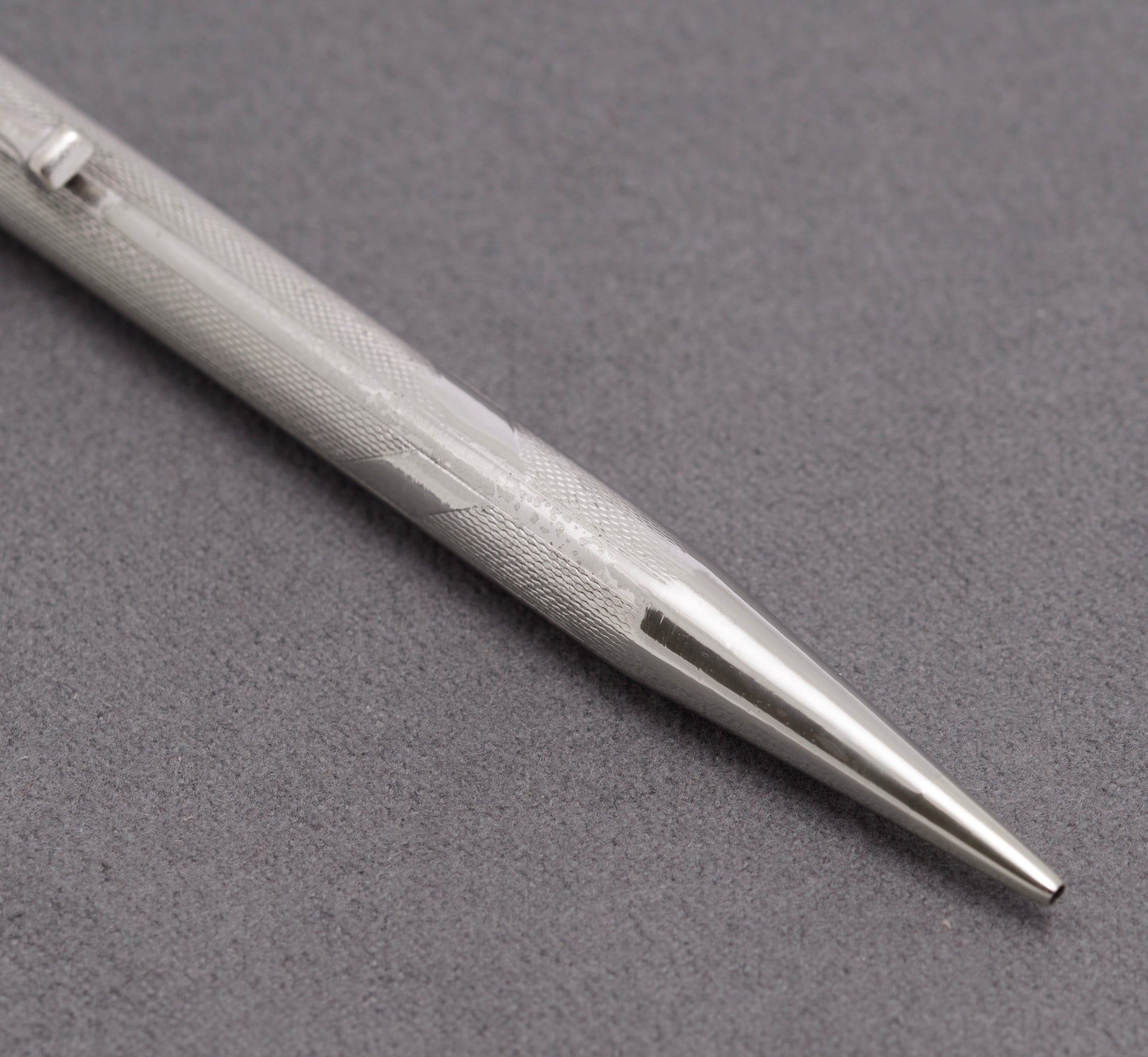 Vintage Yard-O-Led Art Deco Rhodium Plated Propelling Pencil - Engine Turned (C2832)