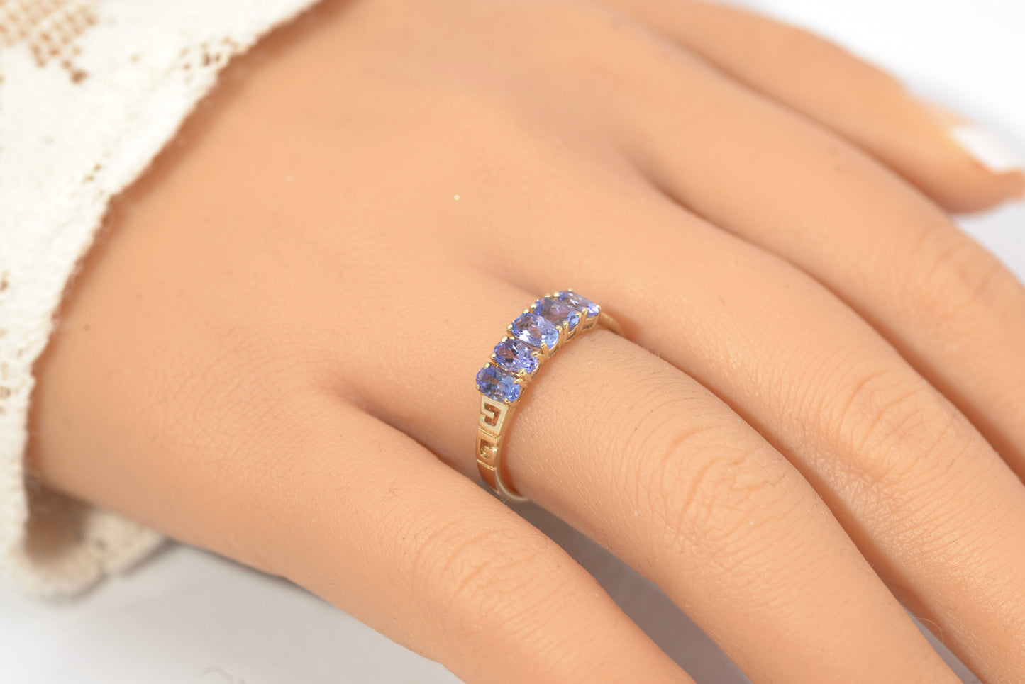 Vintage 9ct Gold Ring With 5 Natural Tanzanite Gemstones UK Size O1/2 (C2843)