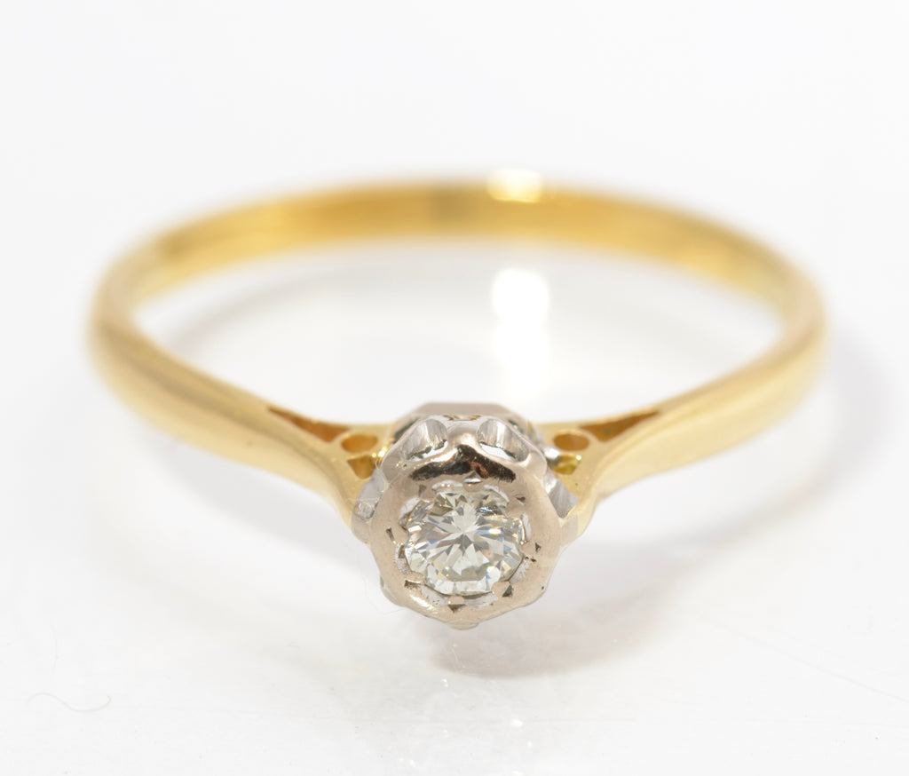 Vintage 18ct Gold & Natural 3.3mm Diamond Solitaire Ring UK Size P (C2845)