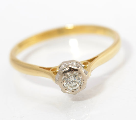 Vintage 18ct Gold & Natural 3.3mm Diamond Solitaire Ring UK Size P (C2845)