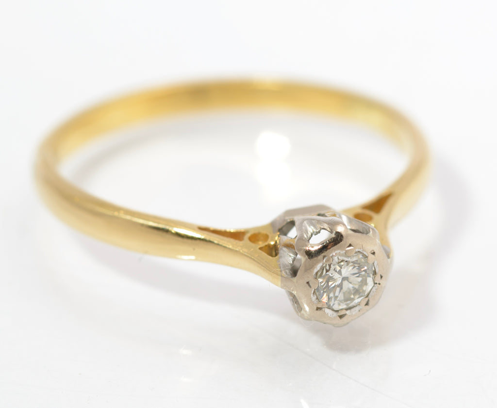 Vintage 18ct Gold & Natural 3.3mm Diamond Solitaire Ring UK Size P (C2845)