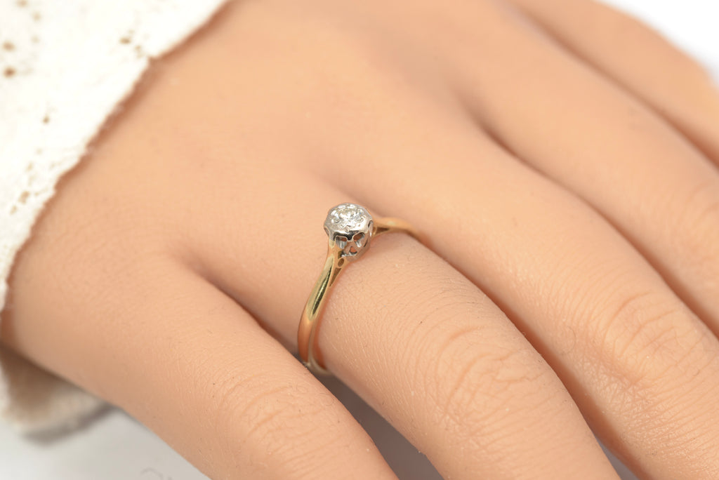 Vintage 18ct Gold & Natural 3.3mm Diamond Solitaire Ring UK Size P (C2845)