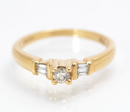 Vintage 9ct Gold & Natural Diamond Ring Baguette Shoulders Women's Size O (C2857)