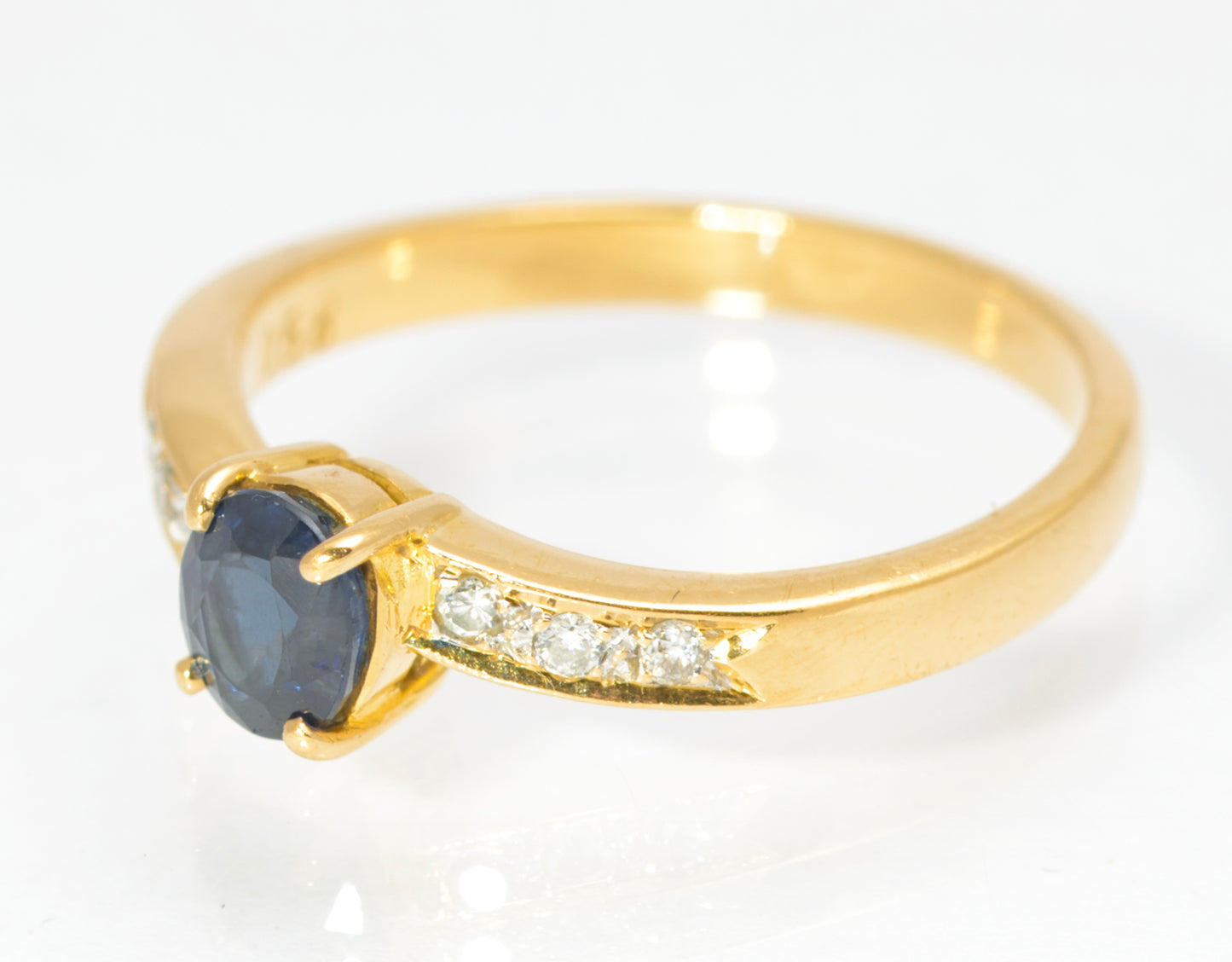 Vintage 18ct Gold Natural Sapphire & Diamond Offset Shoulder Ring UK Size L (C2860)