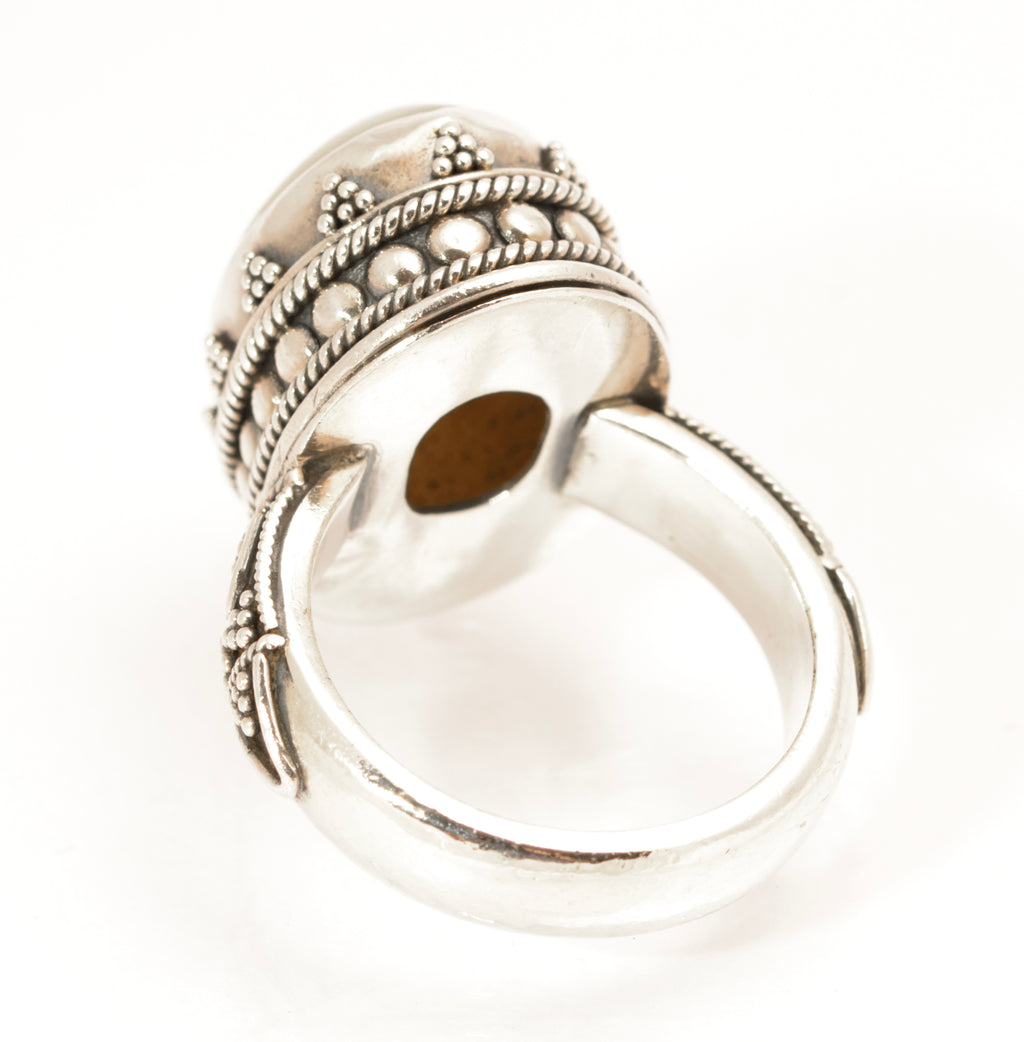 BA Suarti Sterling Silver Statement Ring Large Mother of Pearl Cabochon O1/2 (C2863)