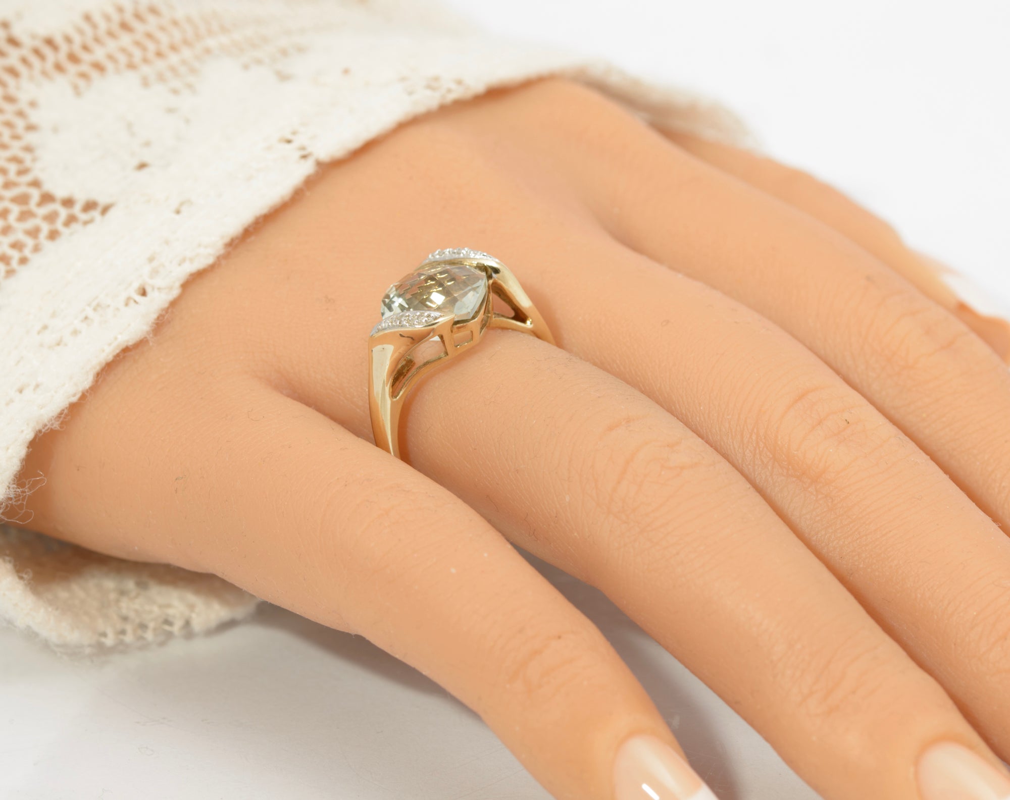 Stylish 9ct Gold & Natural Prasiolite & Diamond Offset Shoulder Ring Size P1/2 (C2864)