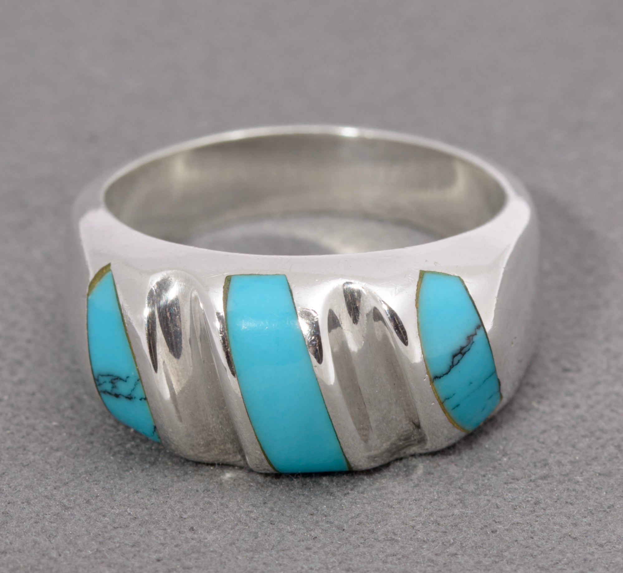 Vintage Mexican Sterling Silver & Natural Turquoise Ring Large Heavy/Chunky (C2865)