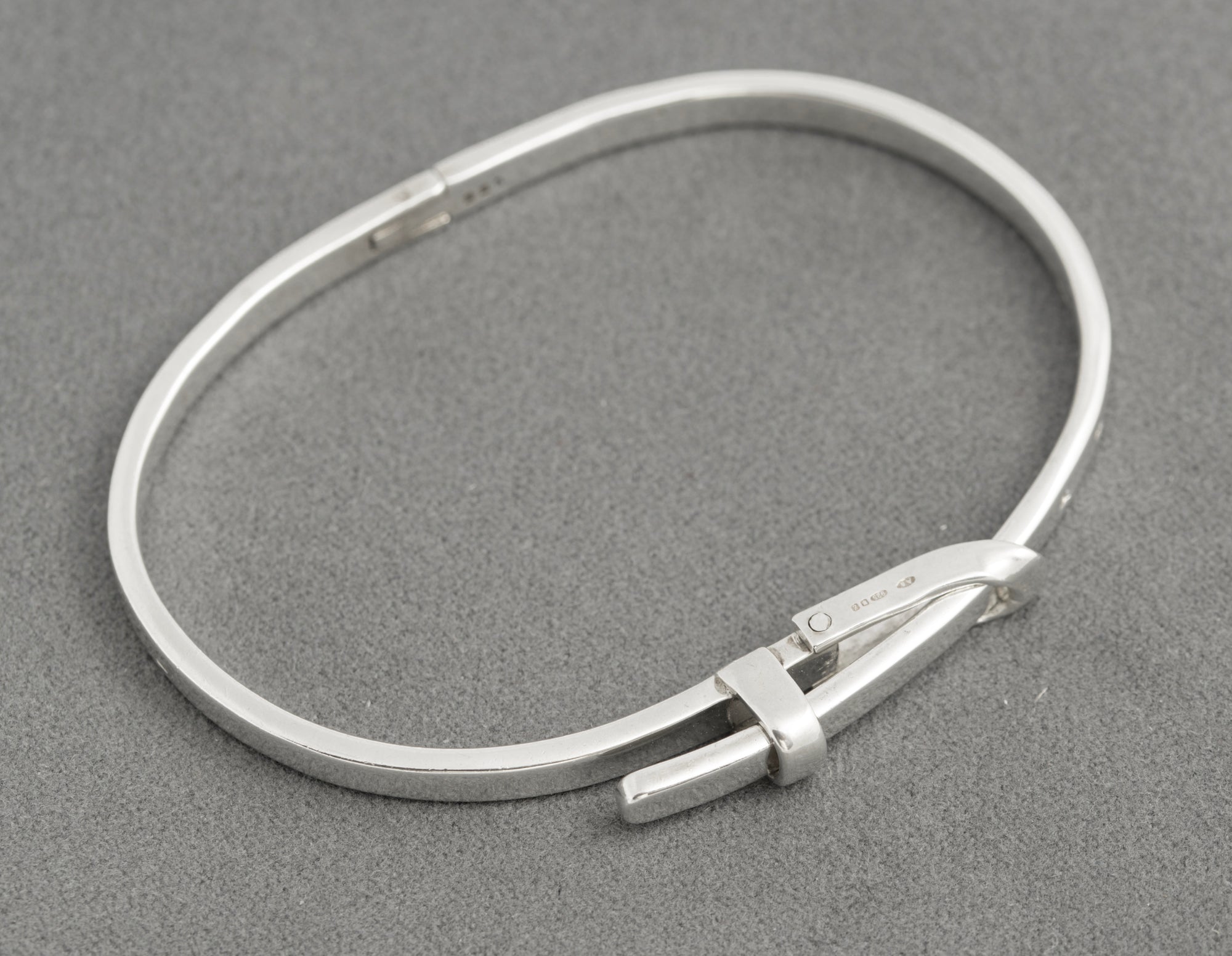 Vintage Sterling Silver Bangle Bracelet Belt & Buckle Design With Working Clasp (C2872)