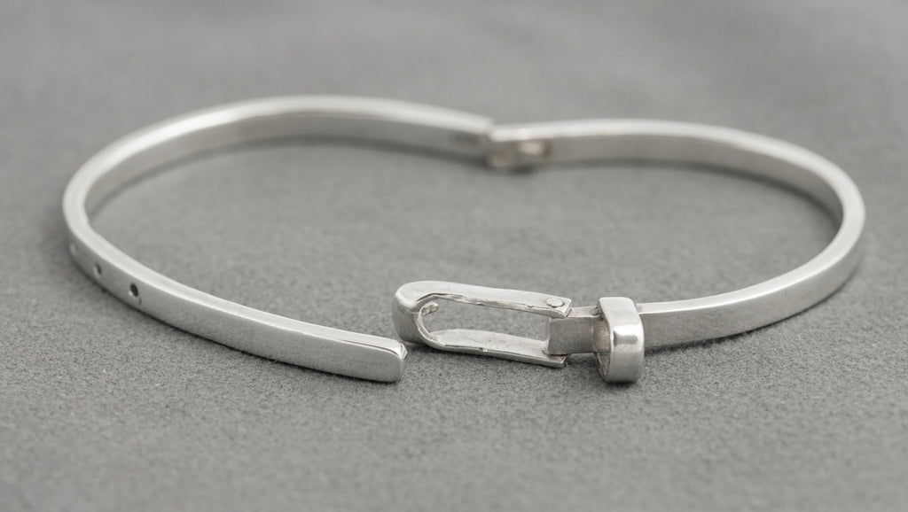 Vintage Sterling Silver Bangle Bracelet Belt & Buckle Design With Working Clasp (C2872)