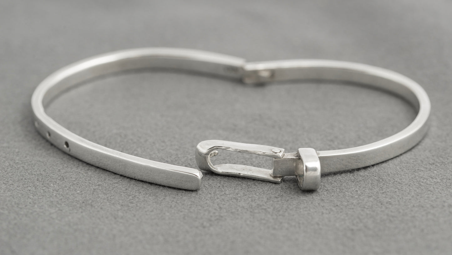 Vintage Sterling Silver Bangle Bracelet Belt & Buckle Design With Working Clasp (C2872)