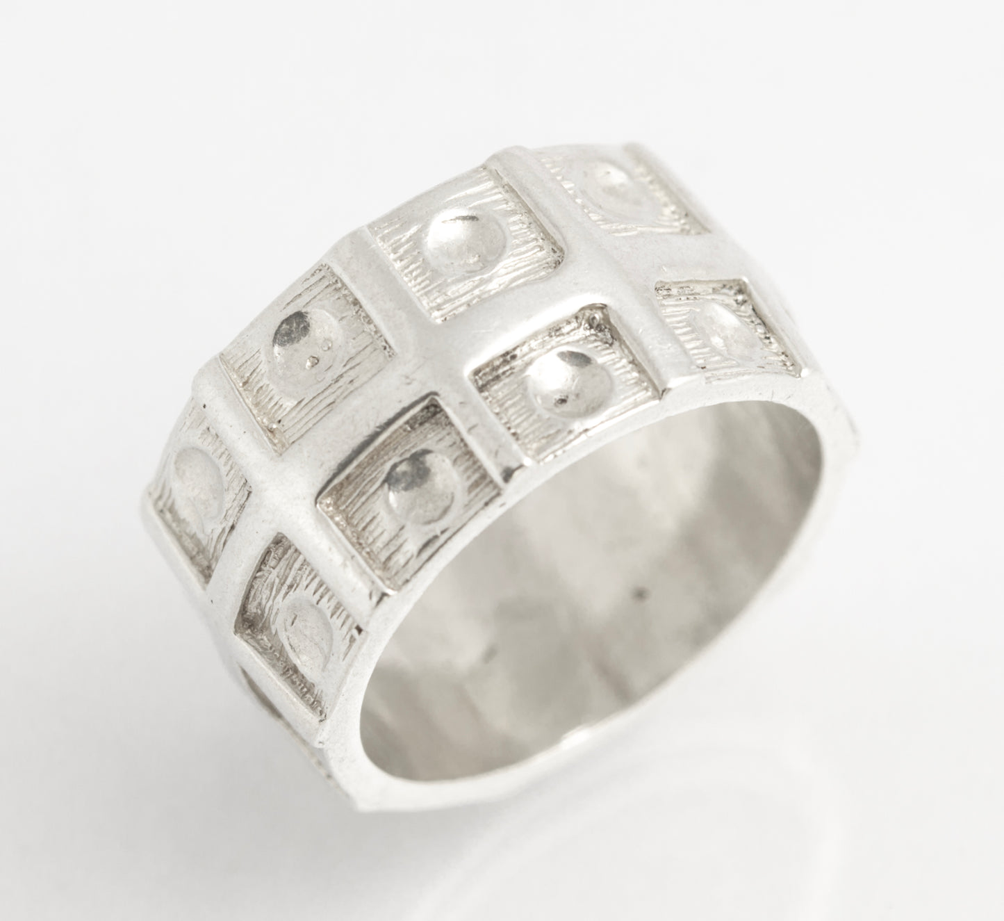 Vintage Sterling Silver Brutalist Design Ring Heavy Chunky Textured Band (C2873)