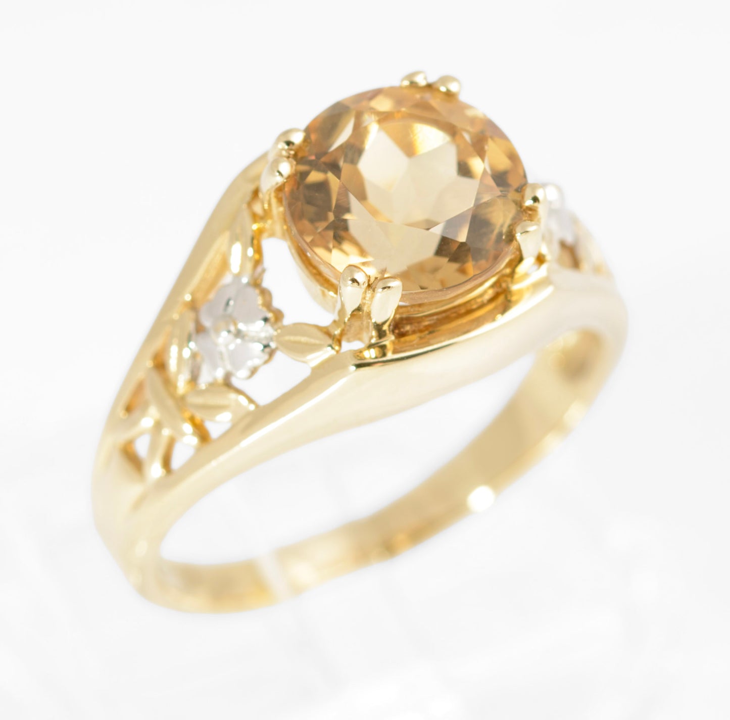 9ct Gold & Natural Citrine Gemstone Ring Pierced Shoulders Women's Size L1/2 (2874)