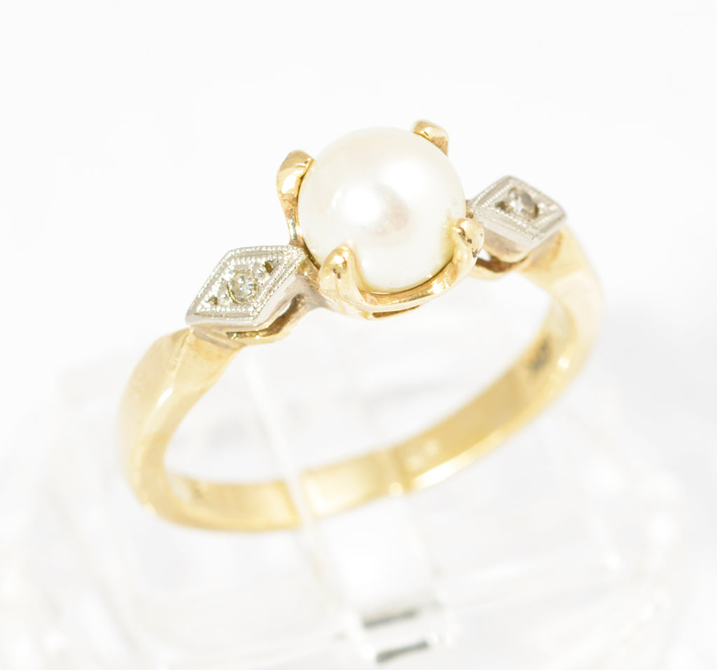 Vintage 10K Gold Cultured Pearl & Natural Diamond Ladies Ring UK Size K (C2882)