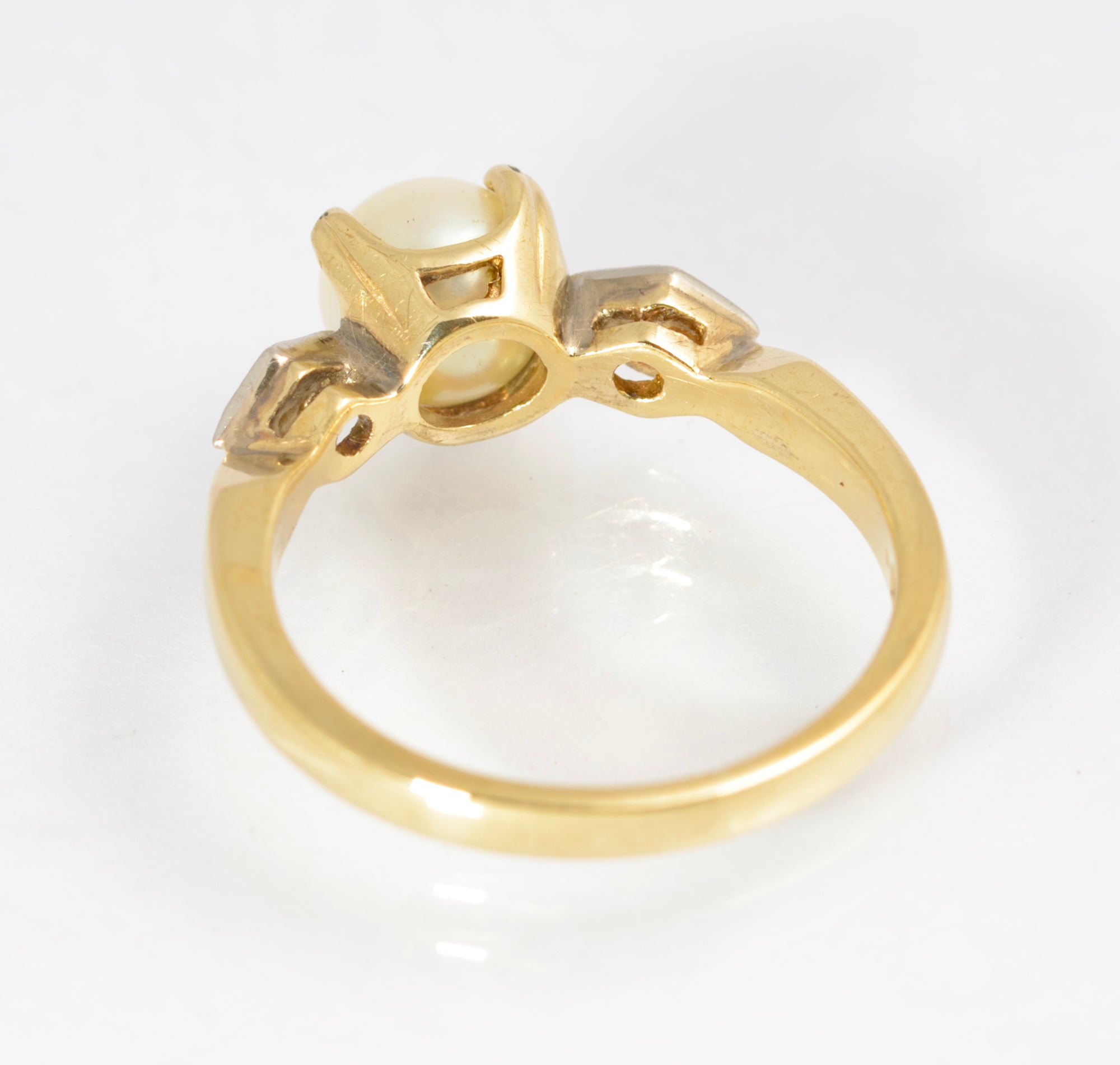 Vintage 10K Gold Cultured Pearl & Natural Diamond Ladies Ring UK Size K (C2882)
