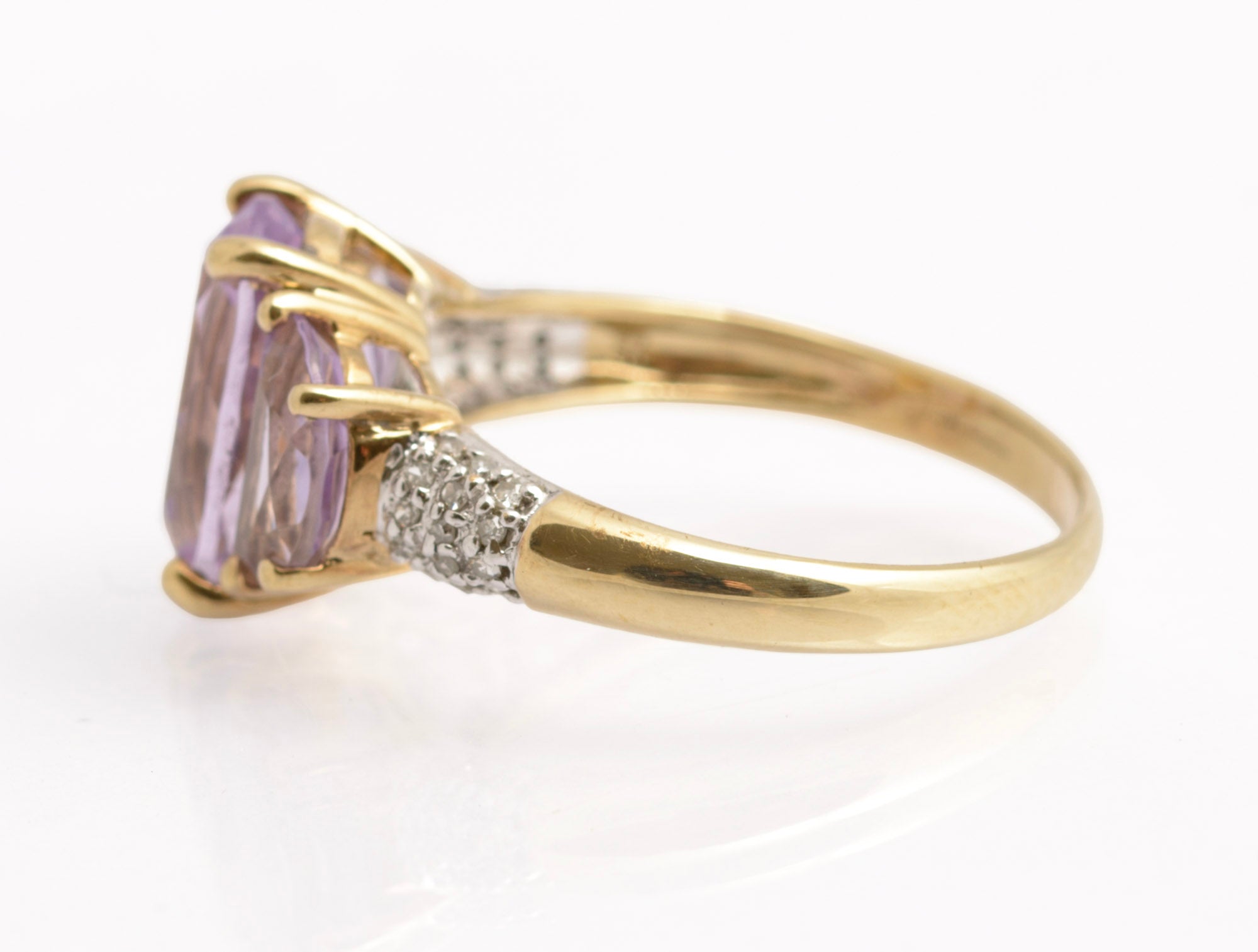Vintage 9ct Gold Rose de France Triple Amethyst Dress Ring - Diamond Shoulders (C2890)
