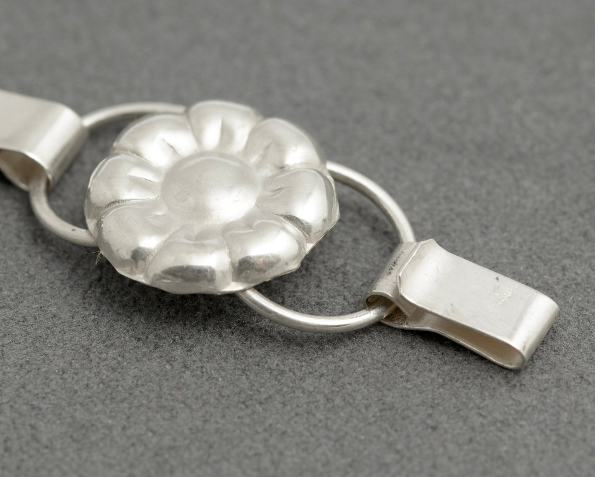 Vintage Hans Jensen Danish Scandi 830 Silver Flowerhead Bracelet c.1967 (C2895)