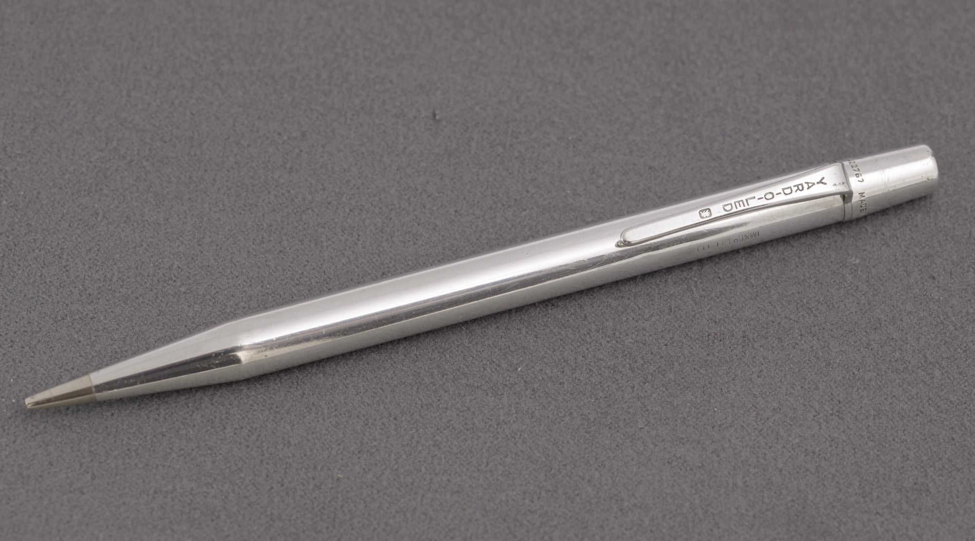 Vintage Sterling Silver Yard-O-Led Mechanical Propelling Pencil Hallmarked 1954 (C2896)