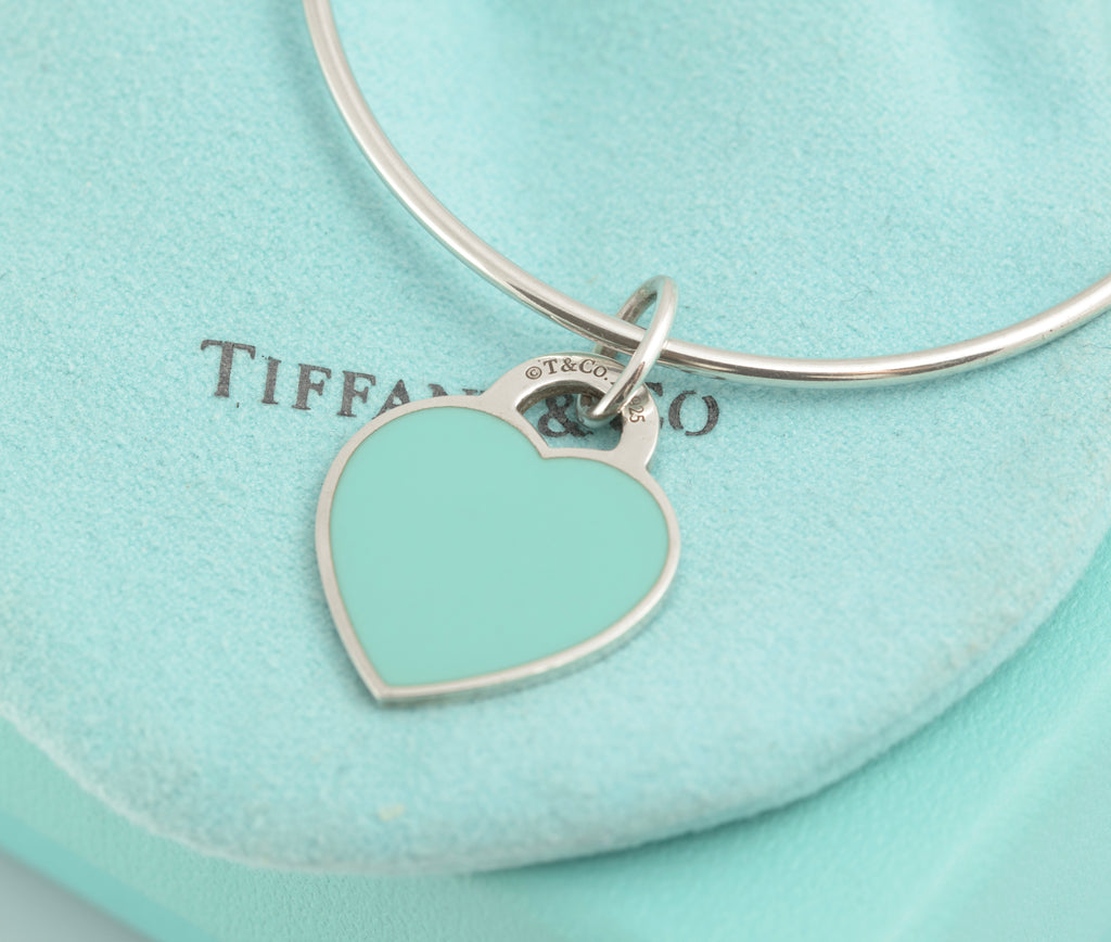 Tiffany & Co Sterling Silver Wire Bangle - Enamel Return To Tiffany Heart Charm (C2899)