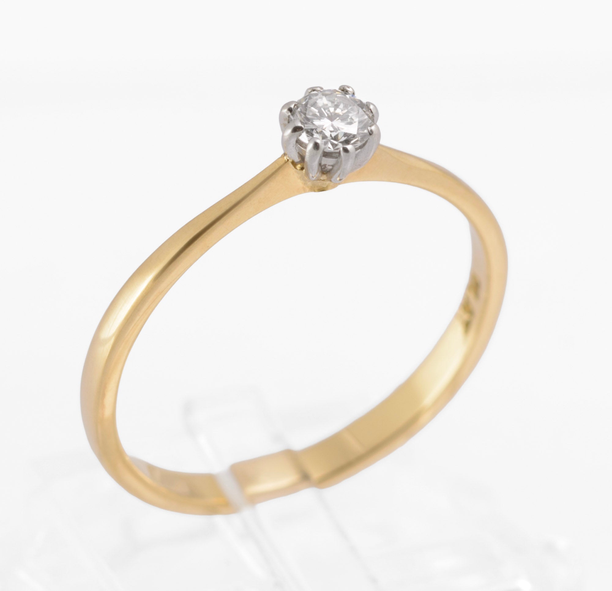 Vintage 18ct Gold Diamond Solitaire Ring Round Brilliant Cut UK Size O (C2901)
