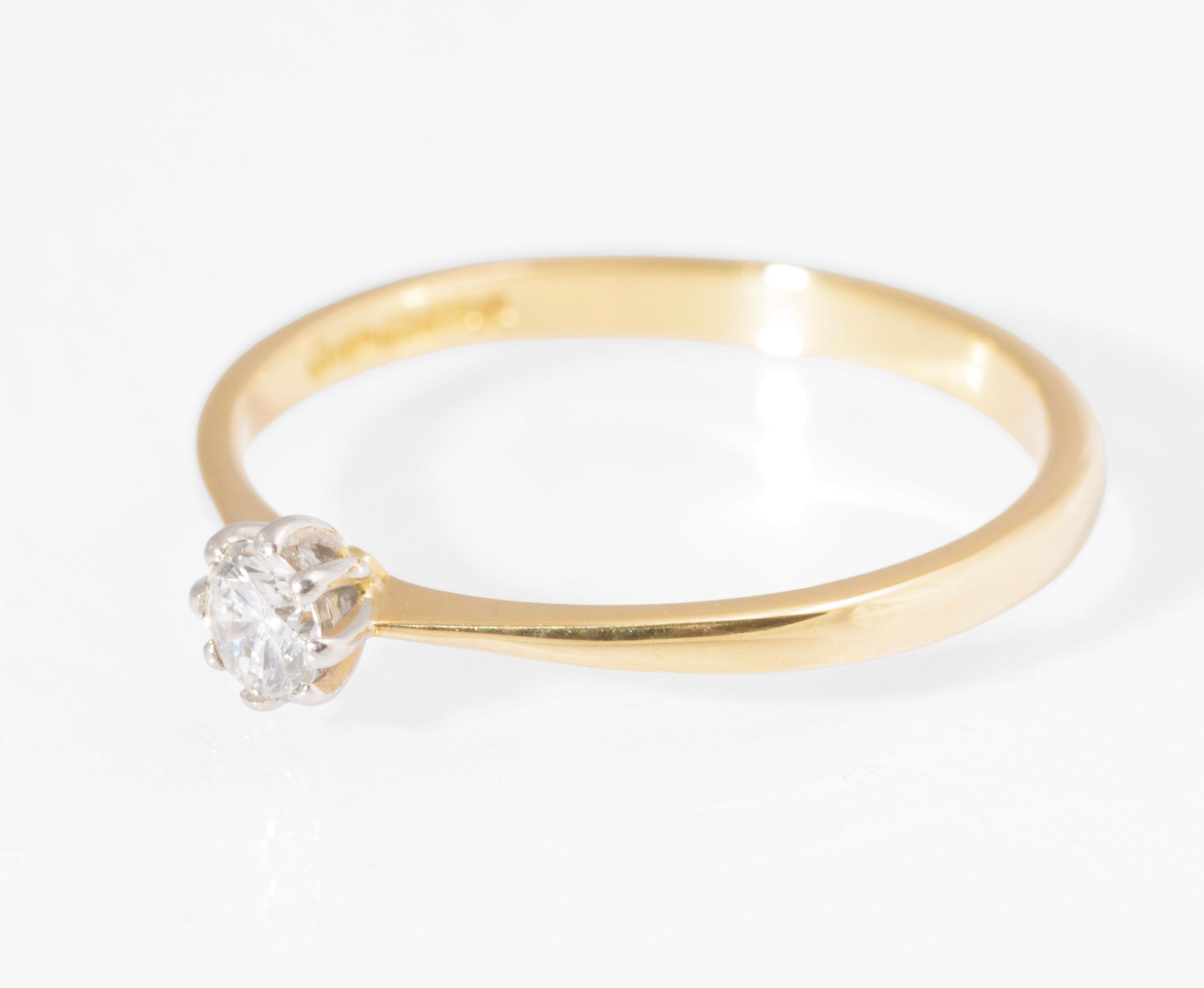 Vintage 18ct Gold Diamond Solitaire Ring Round Brilliant Cut UK Size O (C2901)