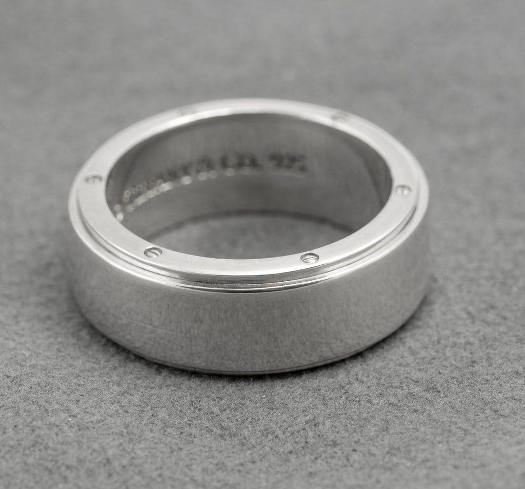 Vintage Tiffany & Co Heavy Sterling Silver Metropolis Screwhead Ring UK Size V (C2903)