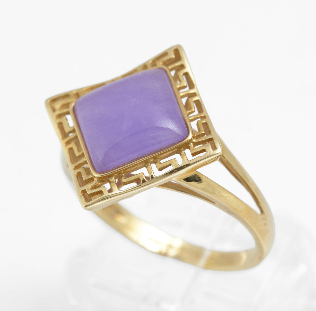 14ct Yellow Gold Dress Ring With Lavender Jade Cabochon Ladies Size T (C2904)