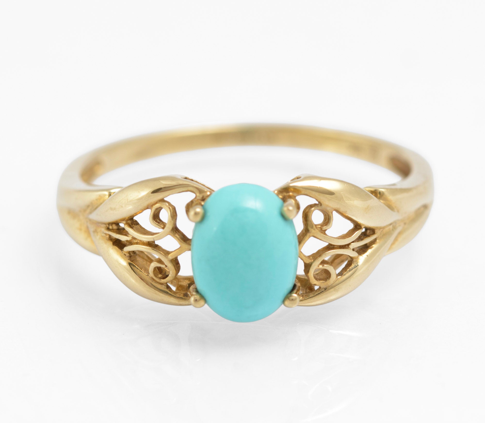 9ct Yellow Gold Ring With Natural Turquoise Cabochon & Filigree Mount Size S (C2905)