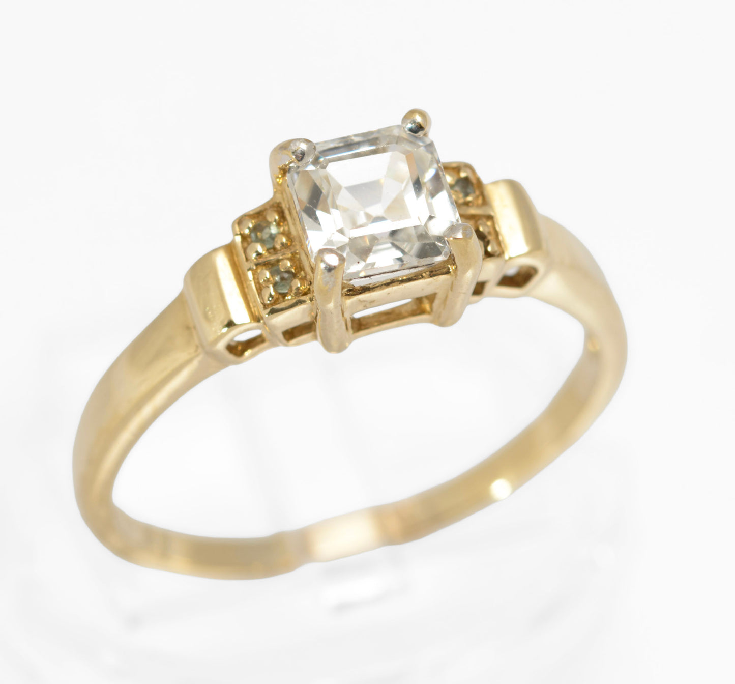 9ct Gold Ring With Natural White Ice Zircon & Alexandrite Gems UK Size U (C2906)