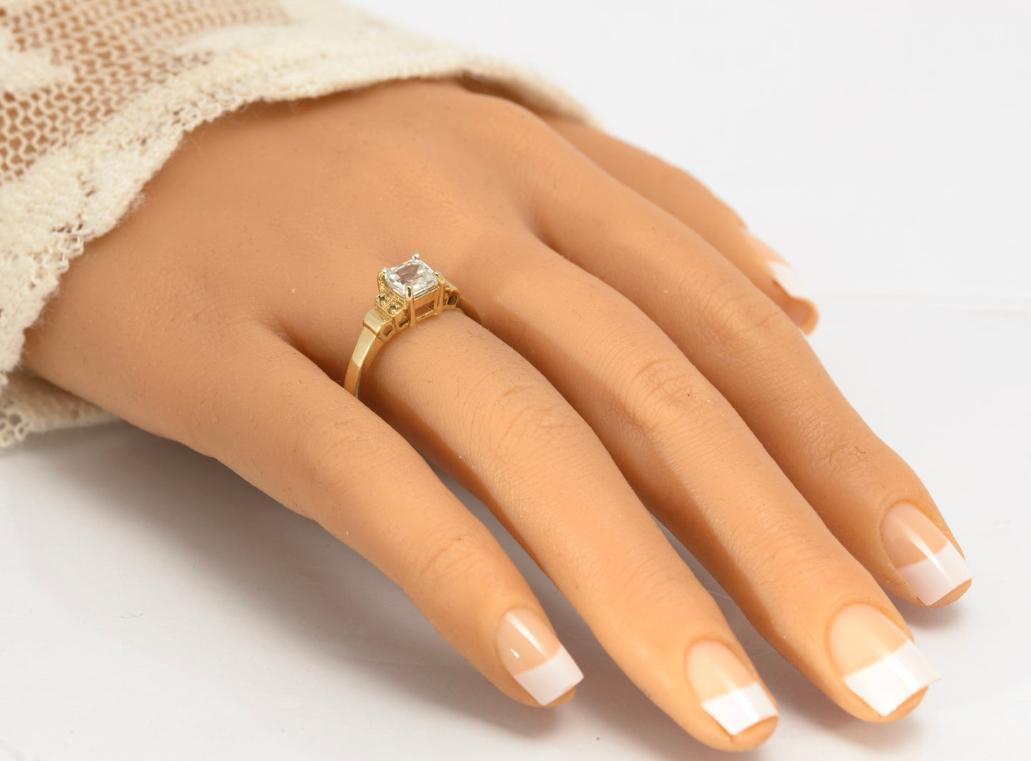 9ct Gold Ring With Natural White Ice Zircon & Alexandrite Gems UK Size U (C2906)