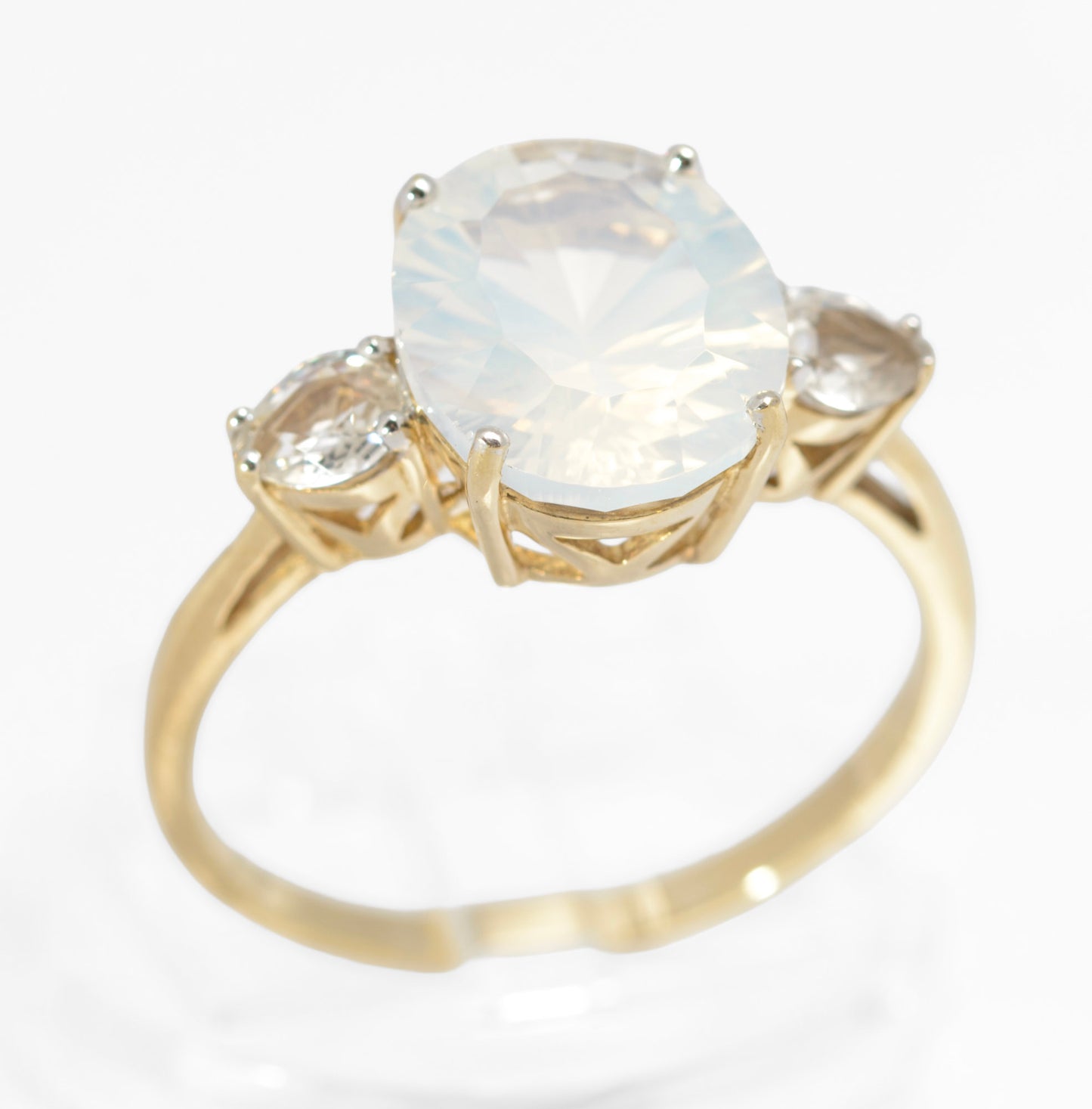 9ct Gold & Natural Blue Moon Quartz & Ice Zircon Women's Dress Ring Size V (C2907)