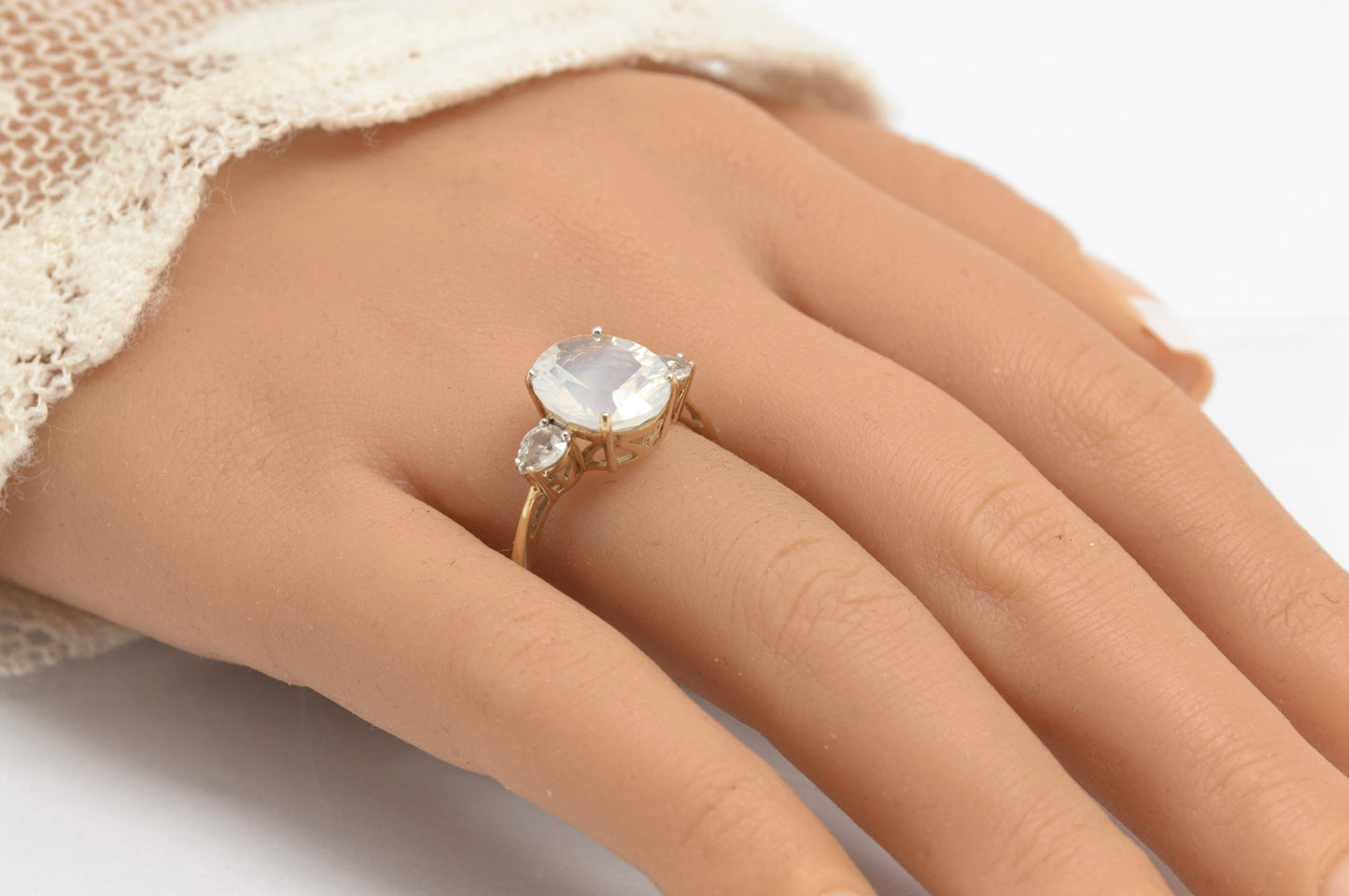 9ct Gold & Natural Blue Moon Quartz & Ice Zircon Women's Dress Ring Size V (C2907)