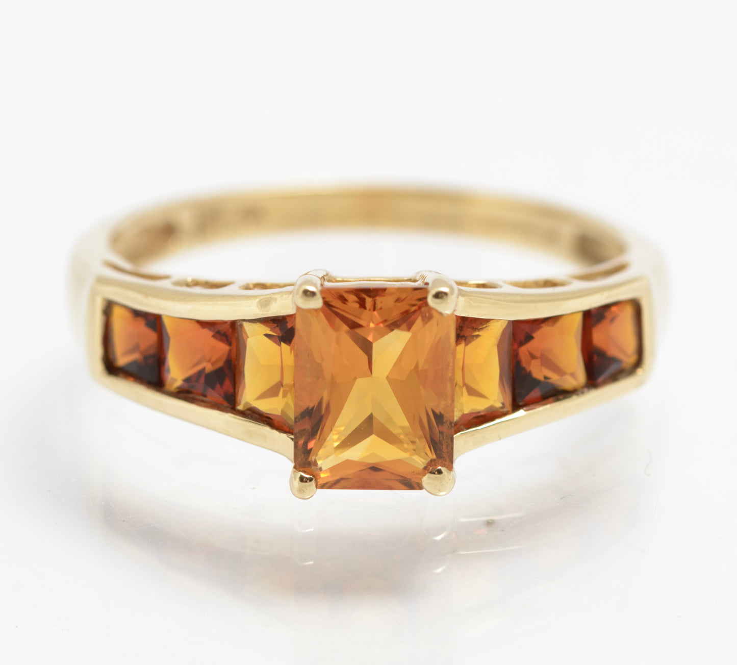 9ct Yellow Gold & Natural Graduated Tone Citrine Set Ring Women's Size V (C2910)