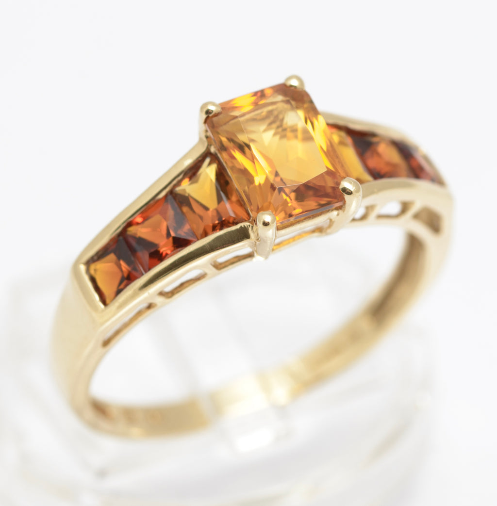 9ct Yellow Gold & Natural Graduated Tone Citrine Set Ring Women's Size V (C2910)