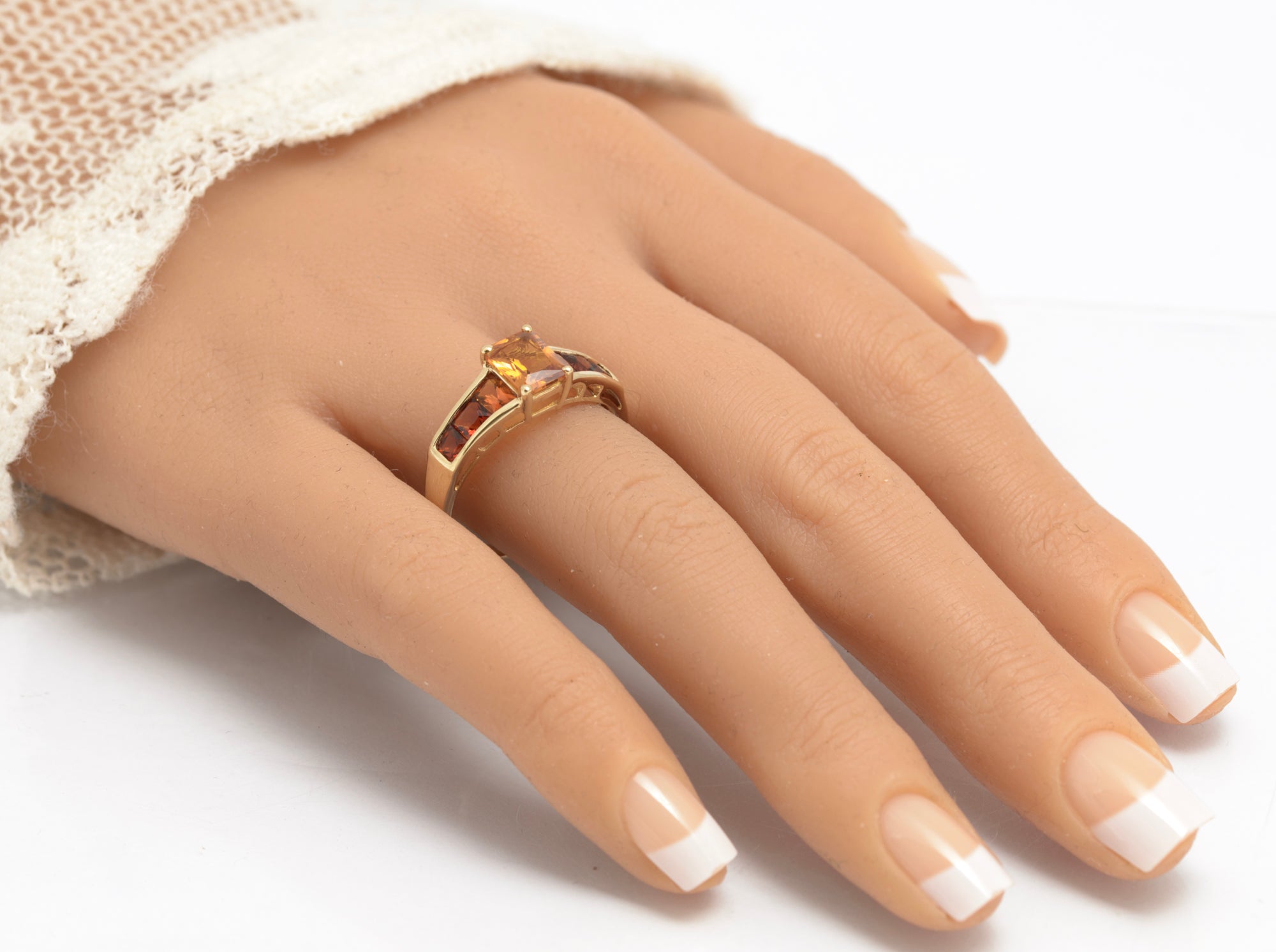 9ct Yellow Gold & Natural Graduated Tone Citrine Set Ring Women's Size V (C2910)