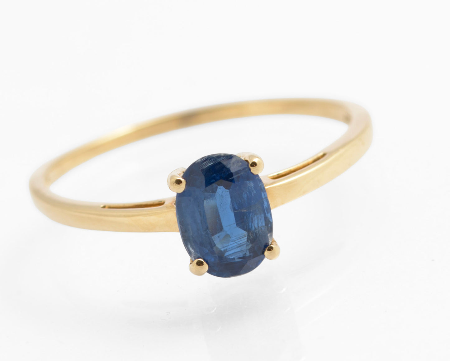 9ct Yellow Gold Solitaire Ring With 1.3 Carat Natural Blue Sapphire Size T1/2 (C2912)