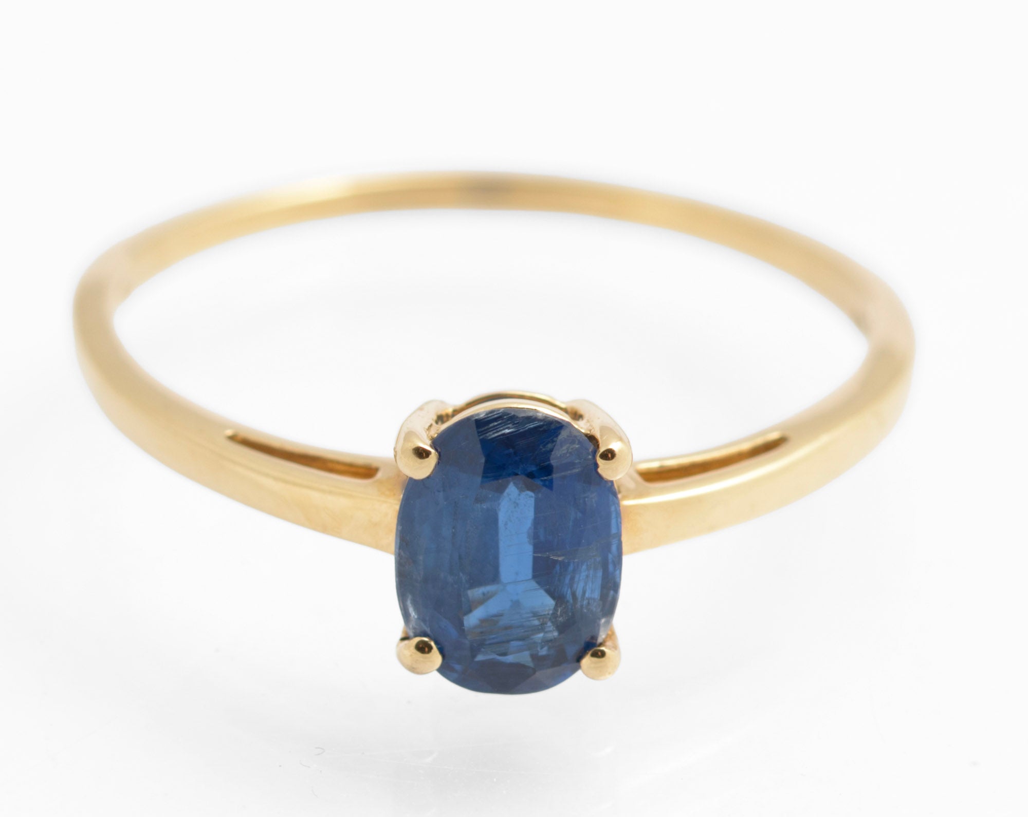9ct Yellow Gold Solitaire Ring With 1.3 Carat Natural Blue Sapphire Size T1/2 (C2912)