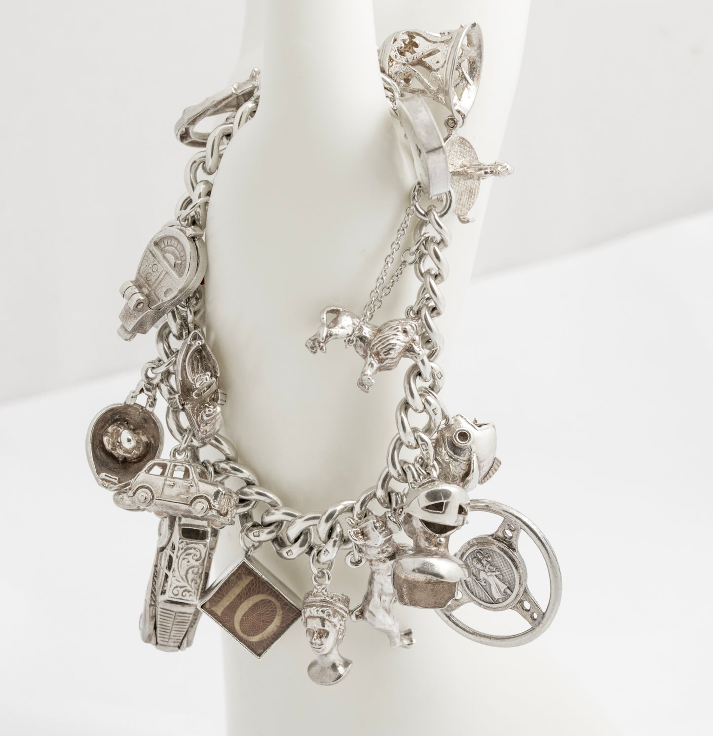 Vintage Sterling Silver Large Curb Chain 16 Charm Bracelet Hallmarked 1965 (C2915)