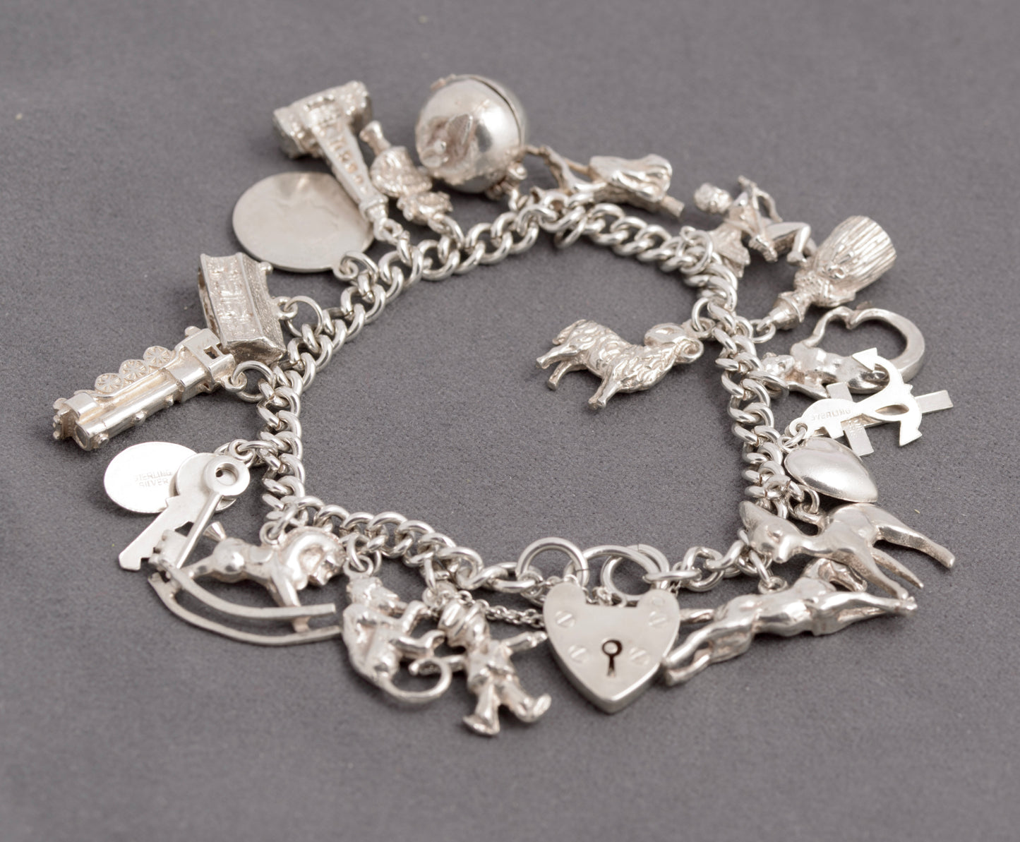 Vintage Traditional Sterling Silver Charm Bracelet 19 Charms Heart Padlock Clasp (C2921)
