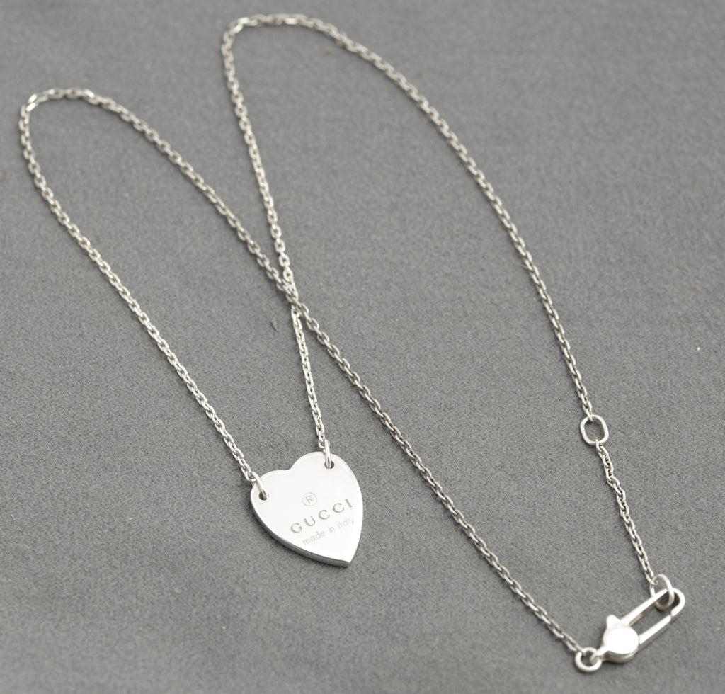 Genuine Vintage Gucci Sterling Silver Heart Tag Pendant Necklace (C2922)