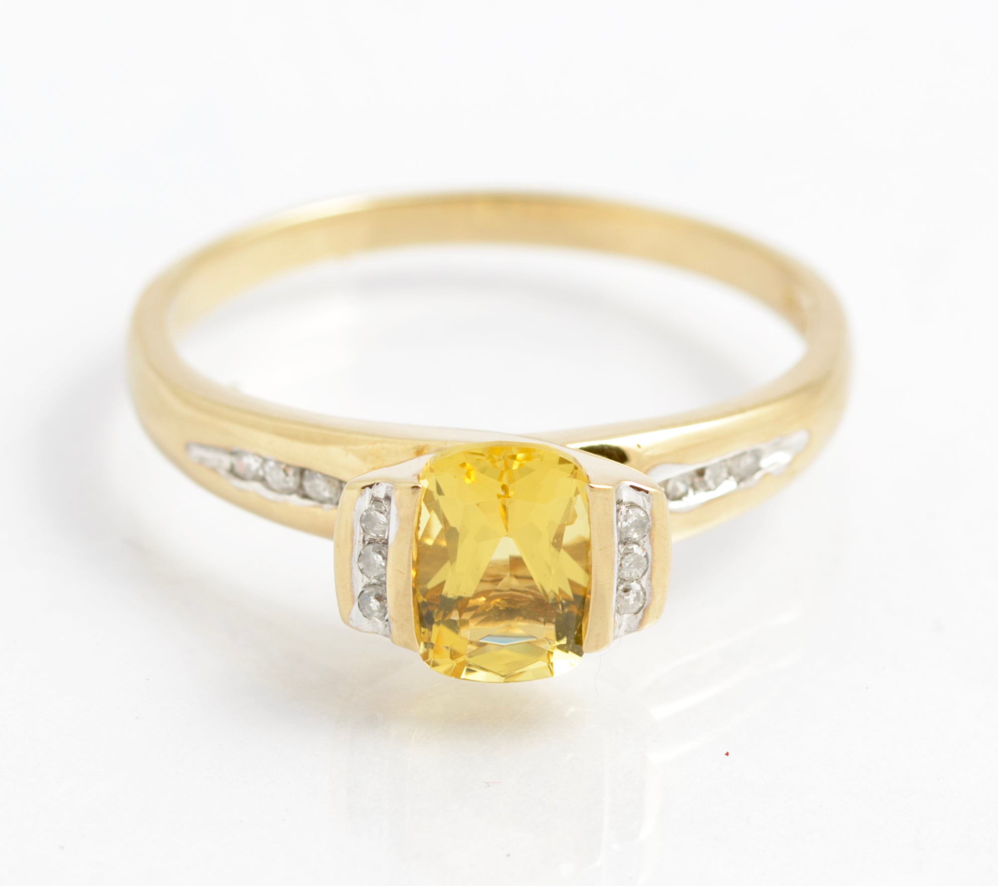 9ct Gold Ring With Natural Lemon Yellow Citrine Gemstone & Diamond Sides Size V (C2924)