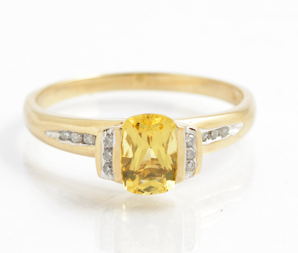 9ct Gold Ring With Natural Lemon Yellow Citrine Gemstone & Diamond Sides Size V (C2924)