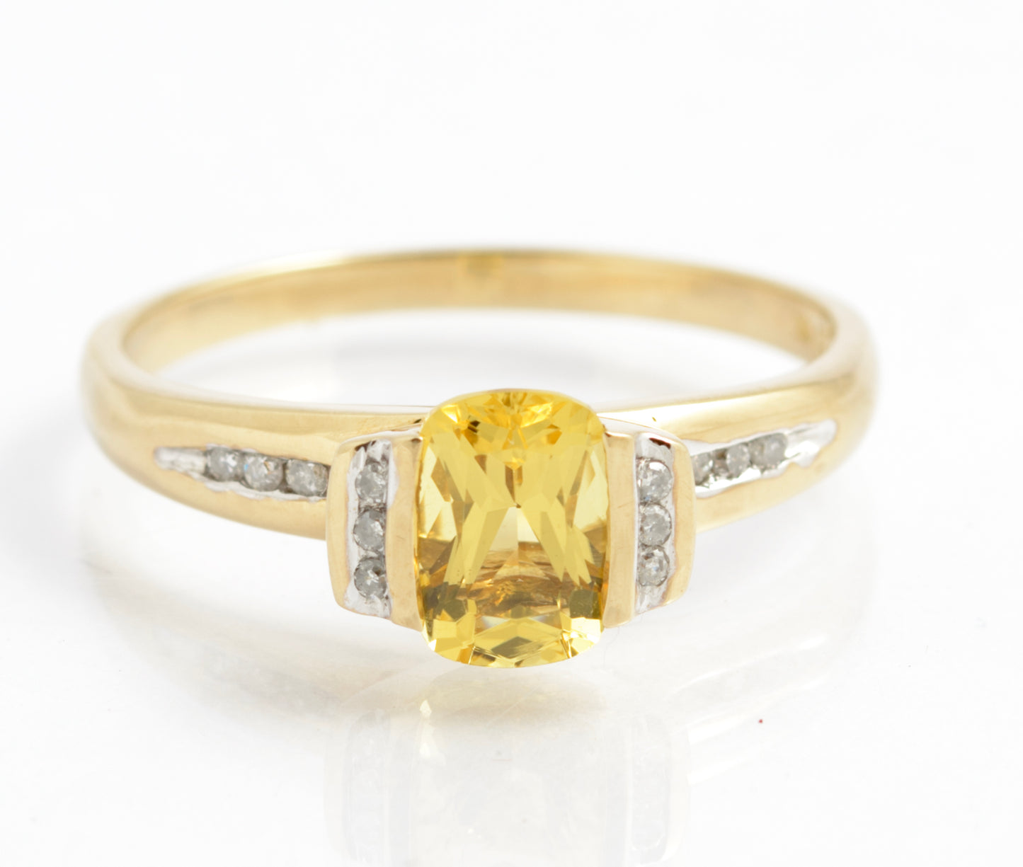 9ct Gold Ring With Natural Lemon Yellow Citrine Gemstone & Diamond Sides Size V (C2924)