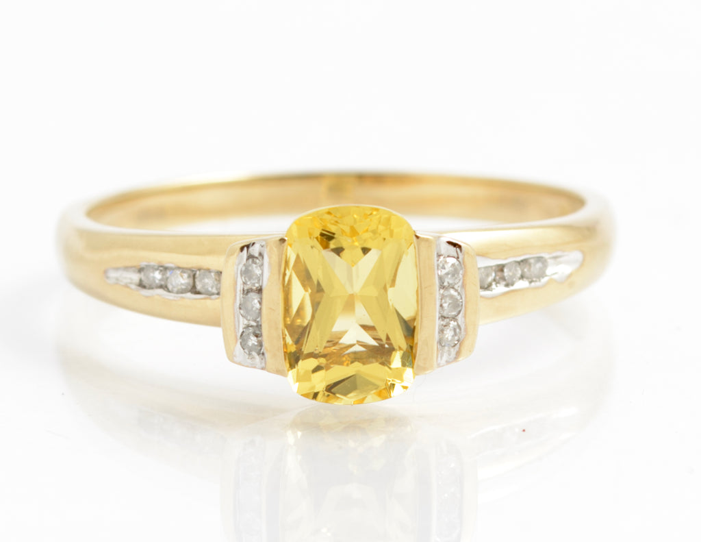 9ct Gold Ring With Natural Lemon Yellow Citrine Gemstone & Diamond Sides Size V (C2924)